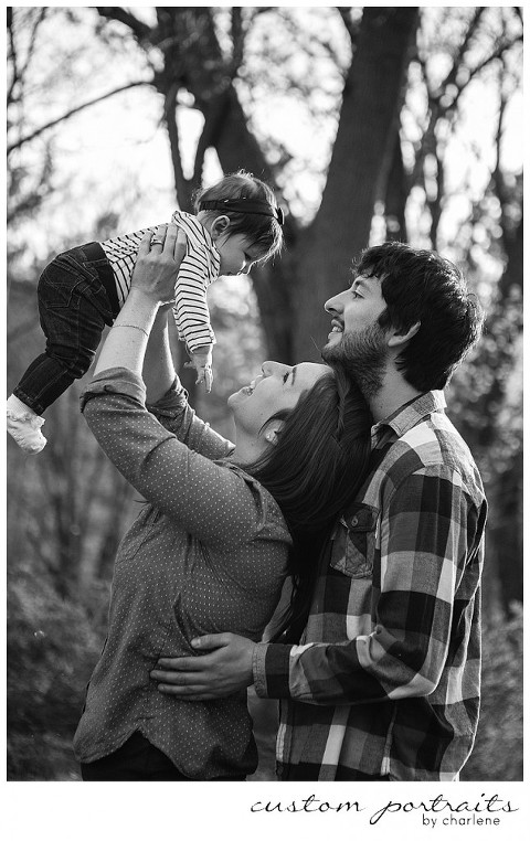 six month old six months photos family session with dog pittsburgh family photographer (12)