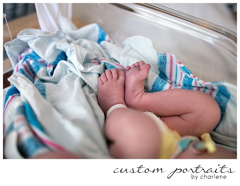 pittsburgh birth photographer fresh 48 session birth photography magee womens hospital birth session newborn photography hospital photography wexford family photographer (15)