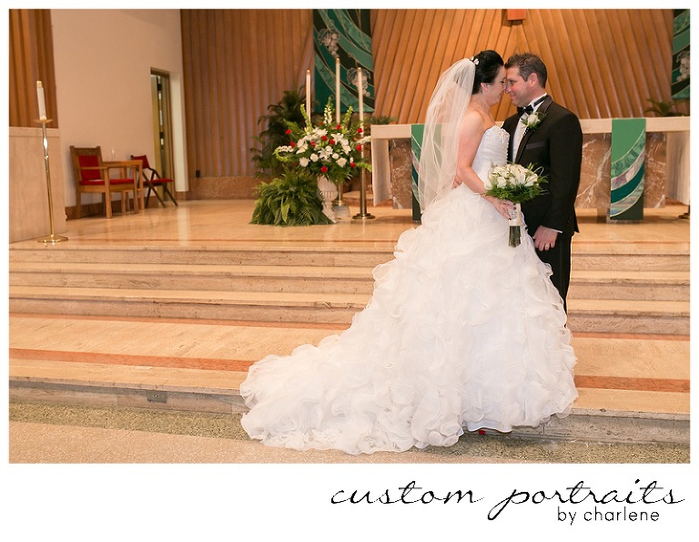 shadow lakes country club wedding pittsburgh wedding photographer aliquippa pa st titus wedding ceremony photos (5)