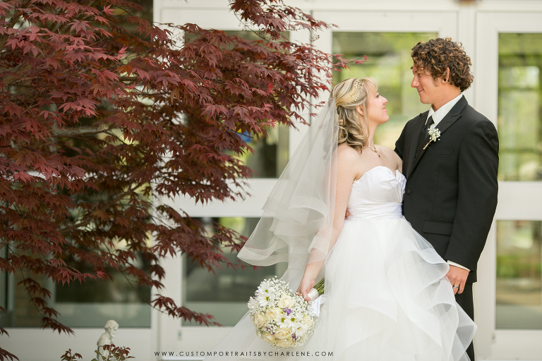 f crowne plaza pittsburgh south wedding photography portrait ideas poses husband wife