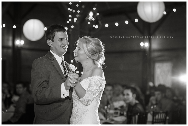 lingrow-farm-wedding-photographer-pittsburgh-ceremony-reception-farm-barn-rustic-wedding-photography22