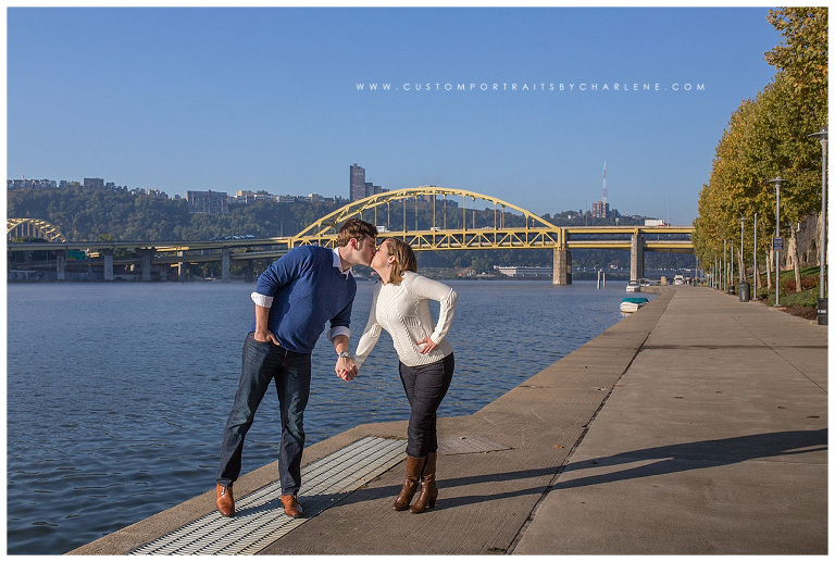 north-shore-pittsburgh-engagement-session-pittsburgh-wedding-photographer-clemente-bridge-skyline12