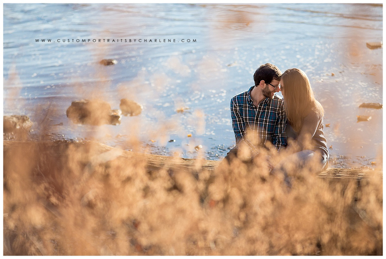 ohio-river-engagement-session-pittsburgh-wedding-photographer-unique-pittsburgh-photography-portrait-picture-locations9